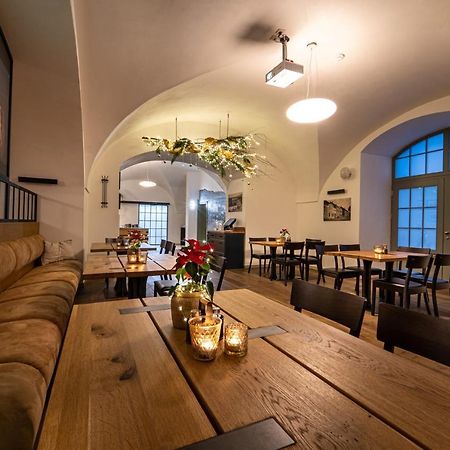 Hotel Pansky Pivovar Holesov Exterior photo
