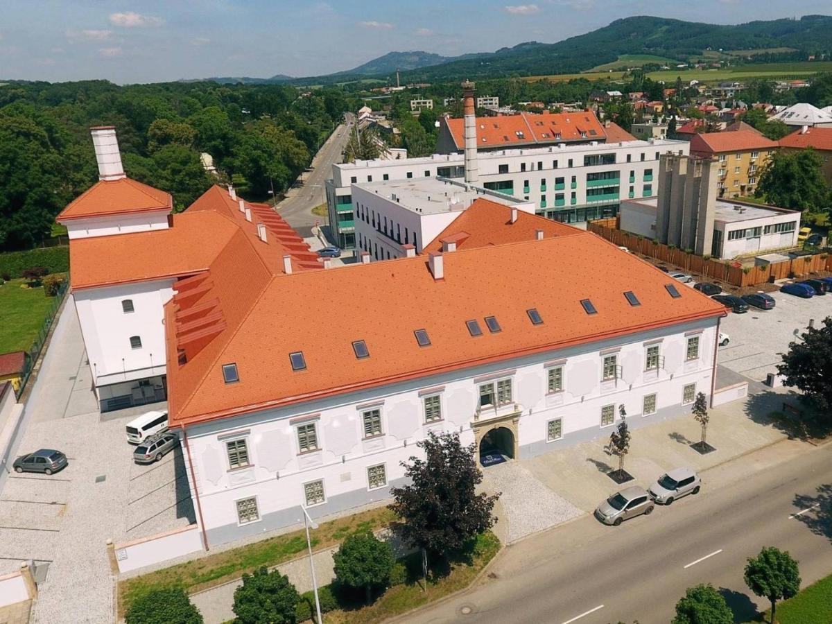 Hotel Pansky Pivovar Holesov Exterior photo